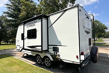 Travel trailer