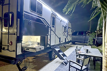 Travel trailer