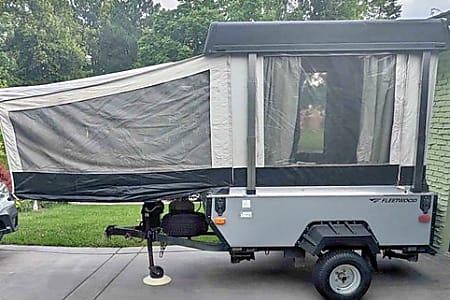 Folding trailer