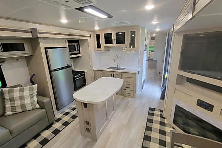 Travel trailer