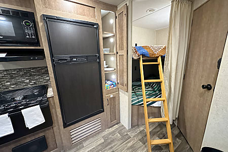 Travel trailer