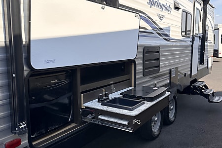 Travel trailer