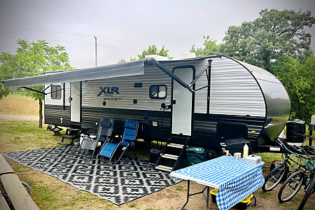 Travel trailer
