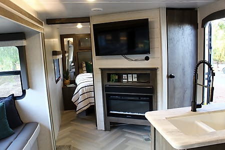 Travel trailer