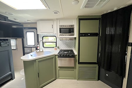 Travel trailer