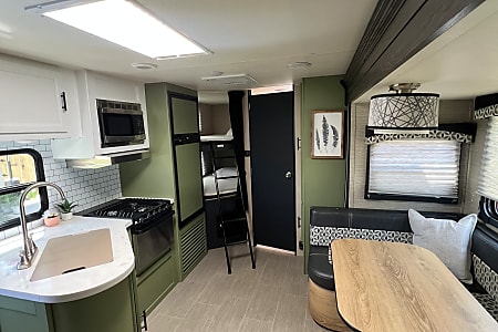 Travel trailer