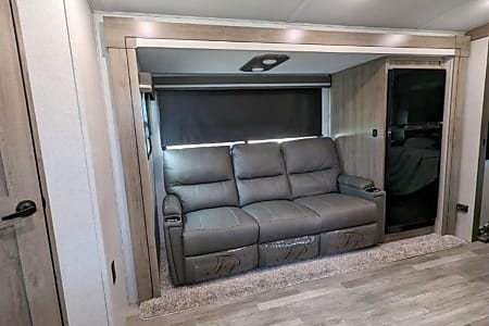 Travel trailer