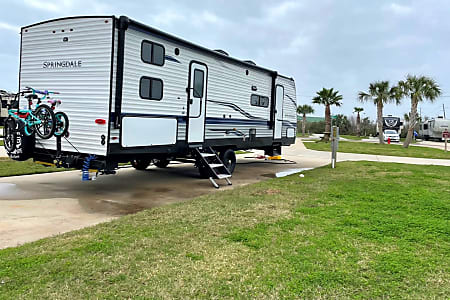 Travel trailer