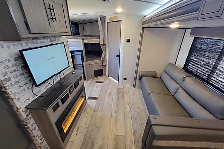 Travel trailer