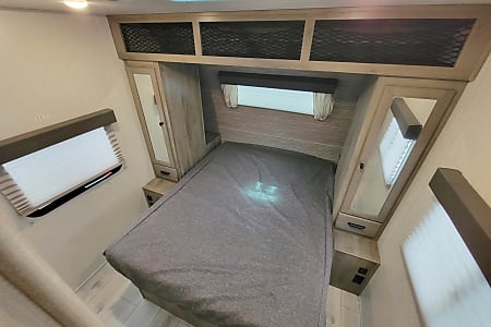 Travel trailer