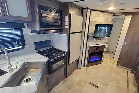 Travel trailer