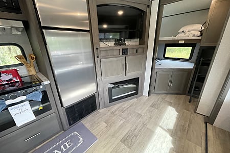 Travel trailer