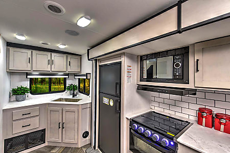 Travel trailer