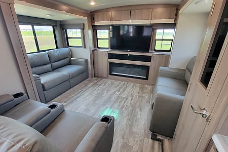 Travel trailer