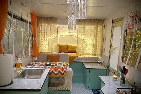 Travel trailer