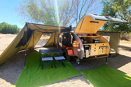 Travel trailer