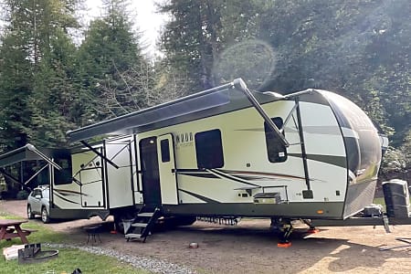 Travel trailer