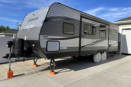 Travel trailer