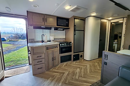 Travel trailer