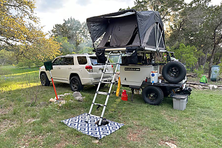 Folding trailer