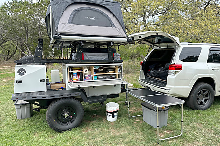 Folding trailer