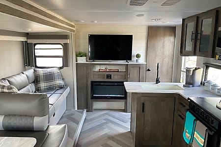 Travel trailer