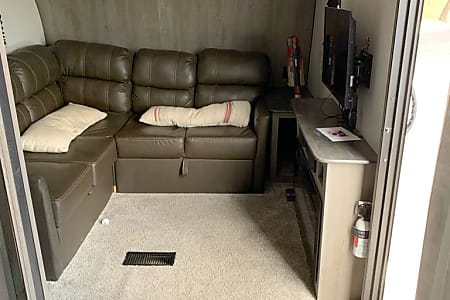 Travel trailer