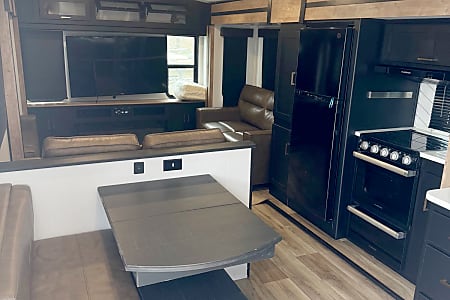 Travel trailer