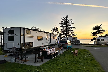 Travel trailer