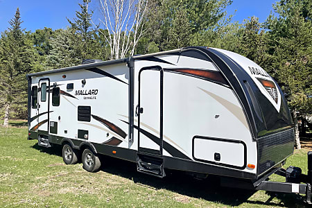 Travel trailer