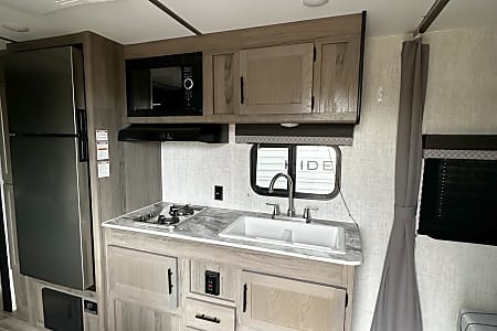 Travel trailer