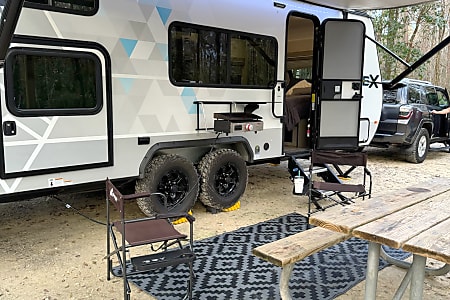 Travel trailer