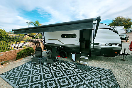 Travel trailer