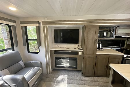 Travel trailer