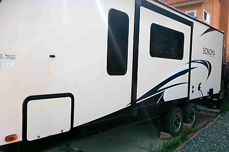 Travel trailer