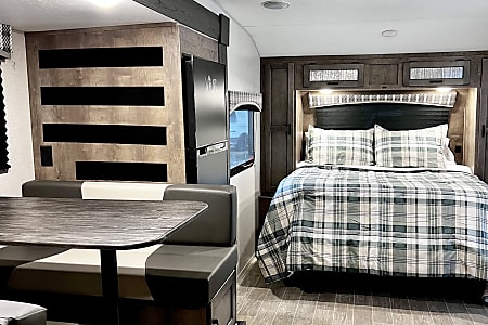 Travel trailer