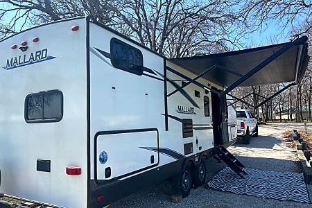 Travel trailer