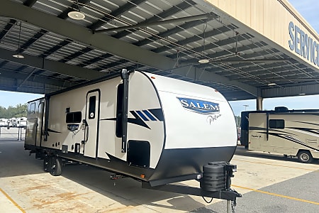 Travel trailer