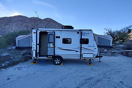 Travel trailer