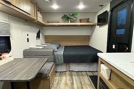 Travel trailer