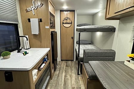 Travel trailer