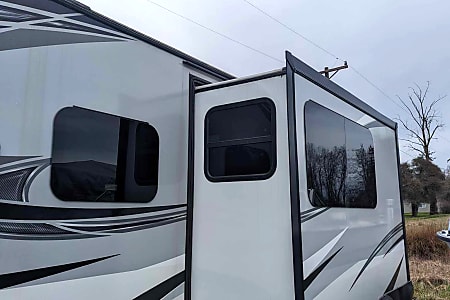 Travel trailer