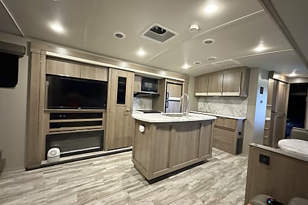 Travel trailer