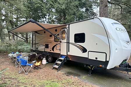 Travel trailer