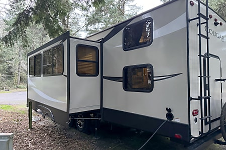 Travel trailer