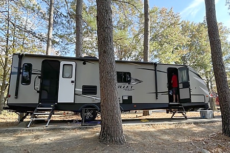 Travel trailer