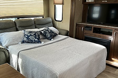 Travel trailer