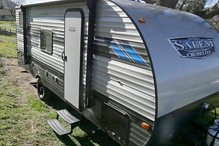 Travel trailer