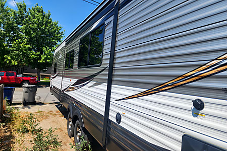 Travel trailer