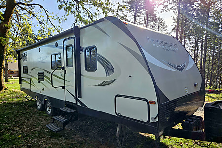 Travel trailer